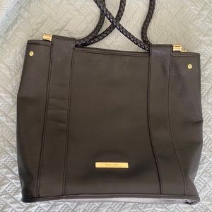 Ivanka Trump large purse